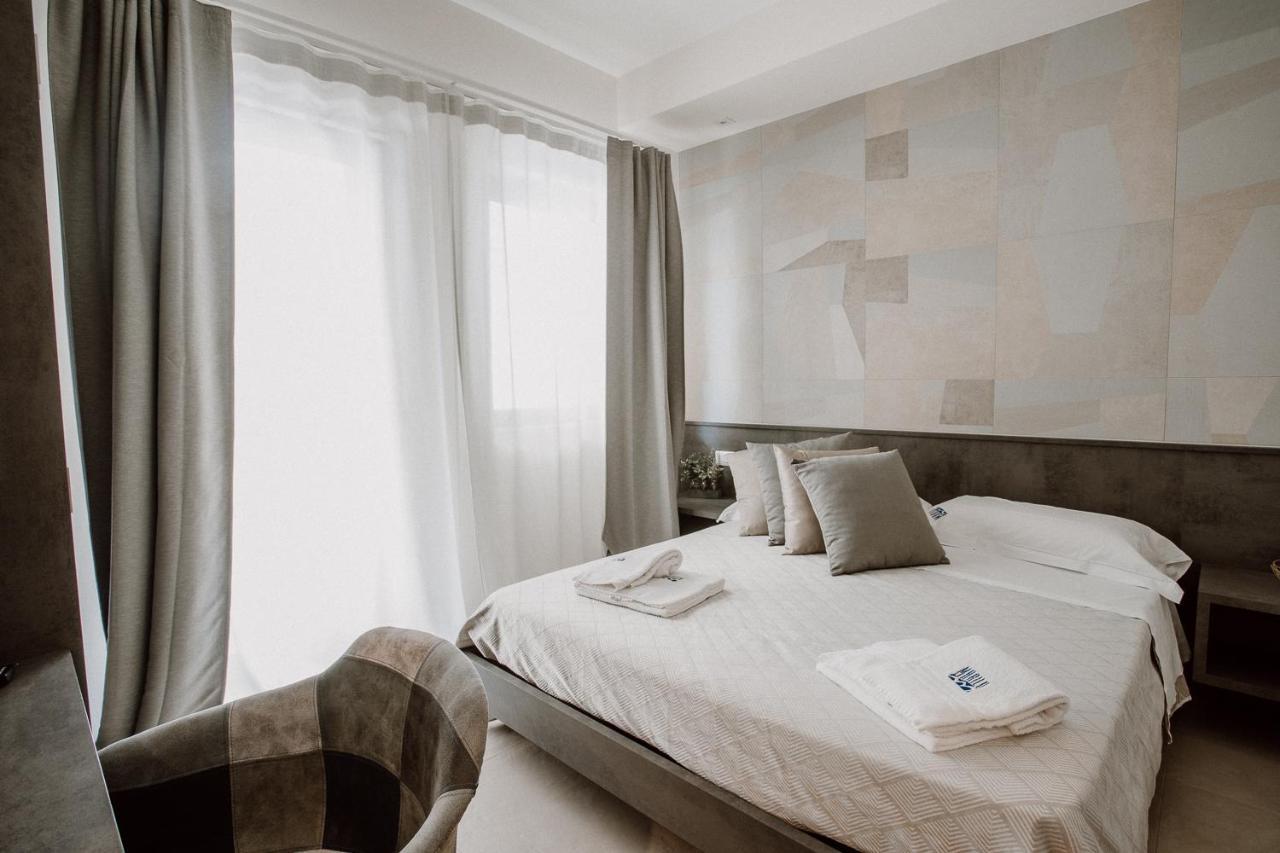 Double Room,1334194988:JPEG