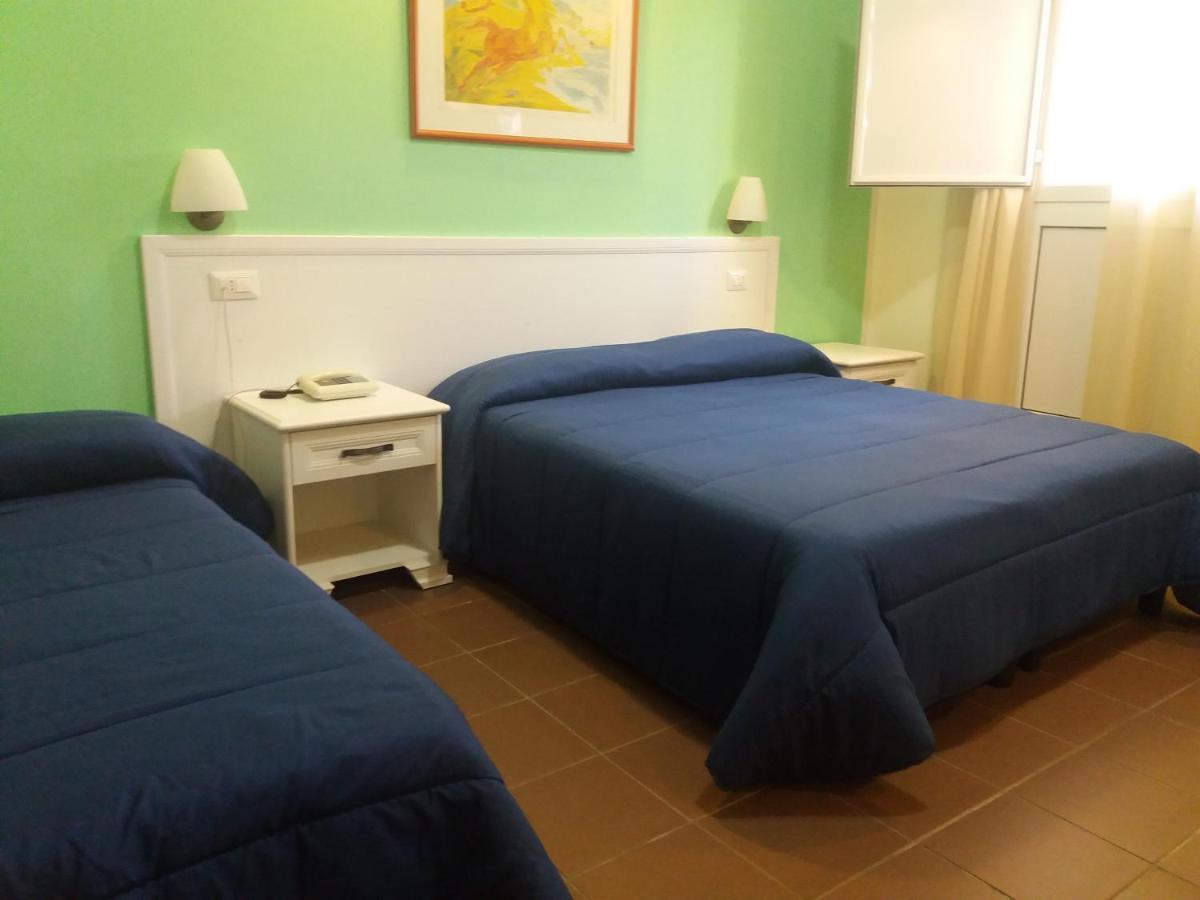 Standard Triple Room,1498727995:JPEG