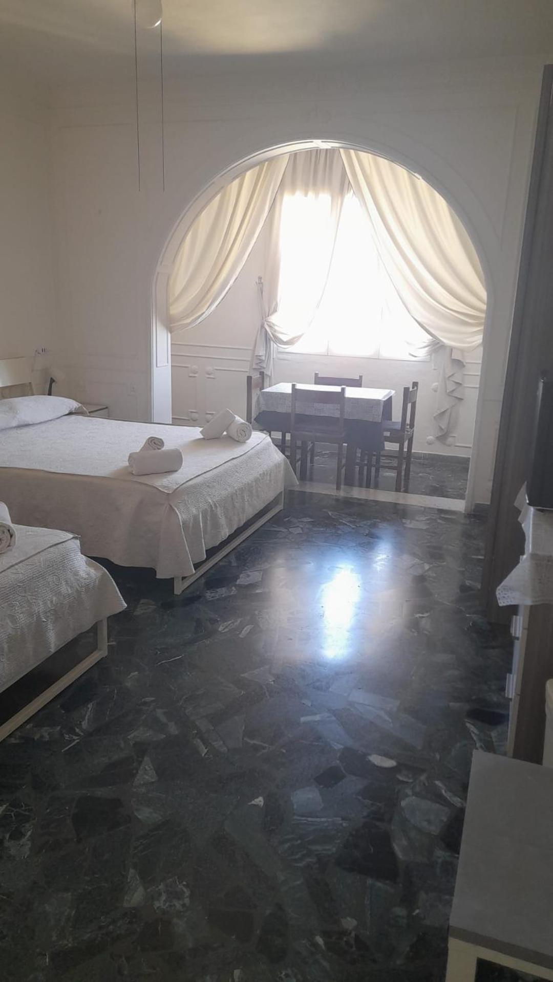 Camera Quadrupla con Bagno Privato
