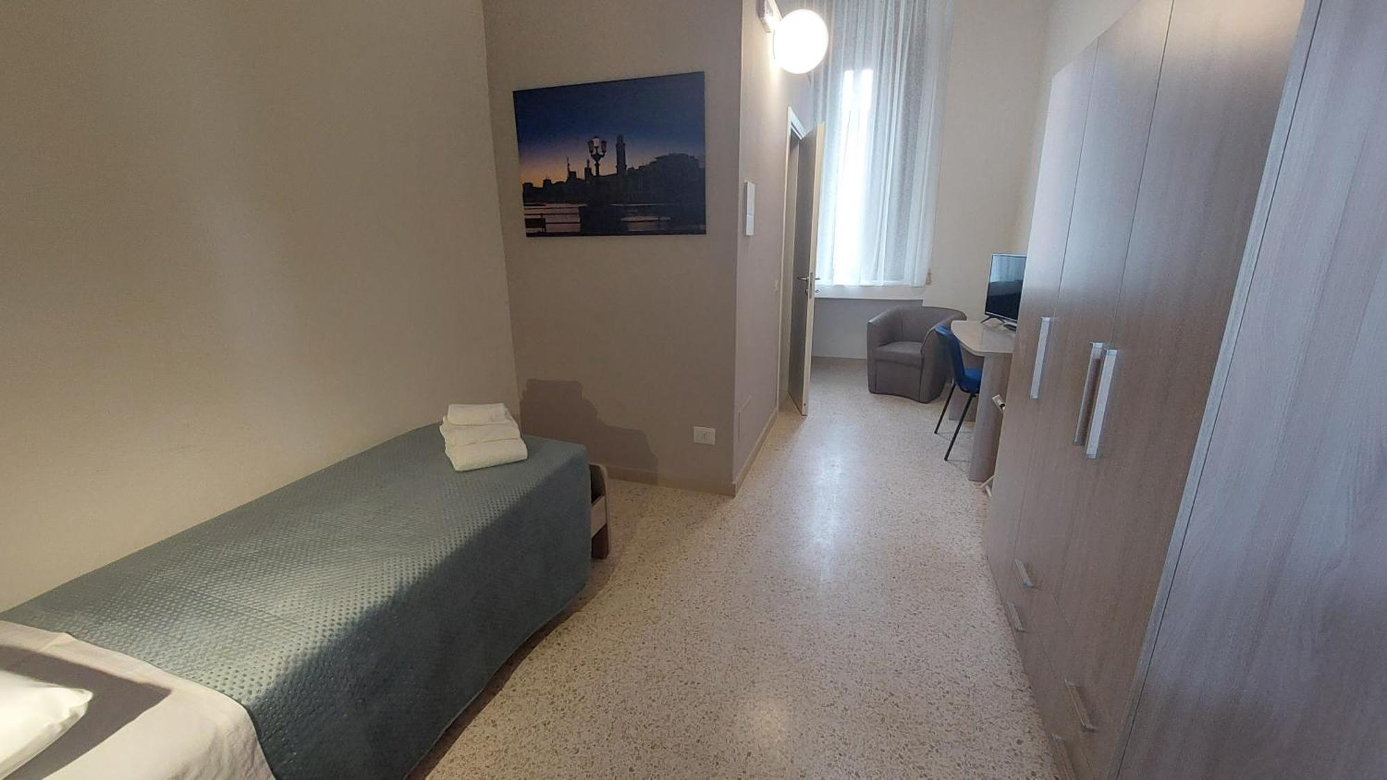 Single Room Private Bathroom