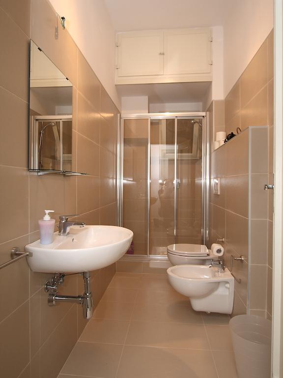 Camera Matrimoniale con Bagno Privato Esterno