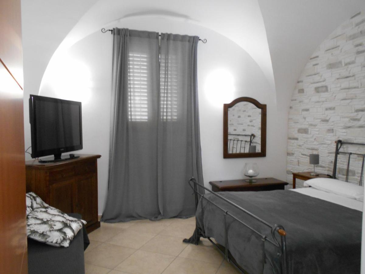 Comfort Triple Room Shower