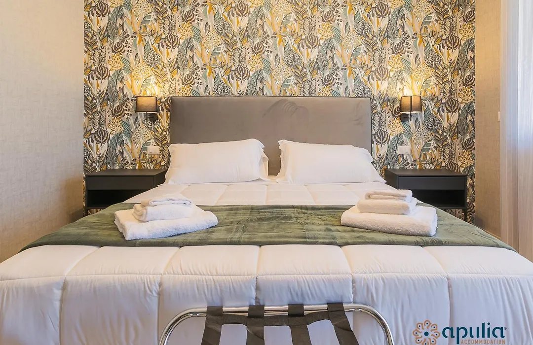 Einaudi Guesthouse By Apulia Accommodation-1