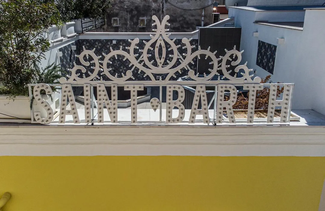 Saint Barth Guest House - Charming Rooms In Bari-1
