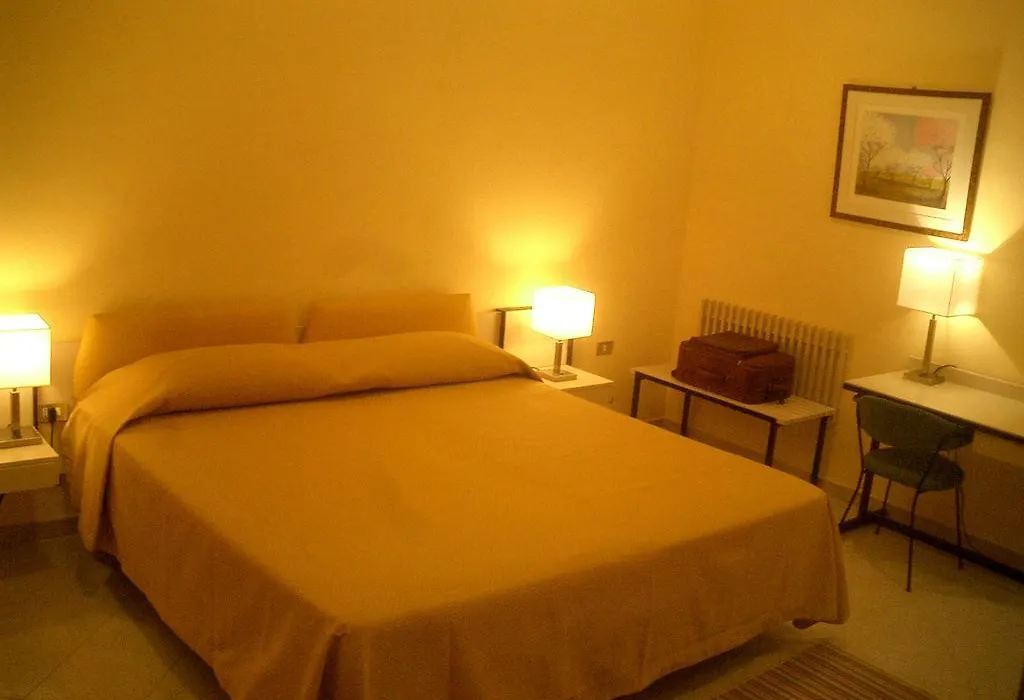 Hotel Moderno-1