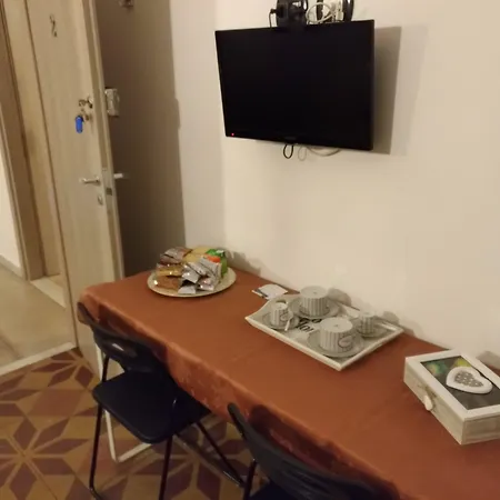 Domus Nikolai Rooms And Terrace-Central Bari-2