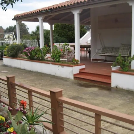 Santos B&B-2