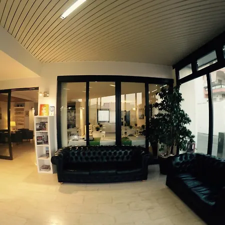 Hotel Riviera-3