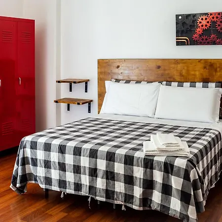 Travel B&B-3